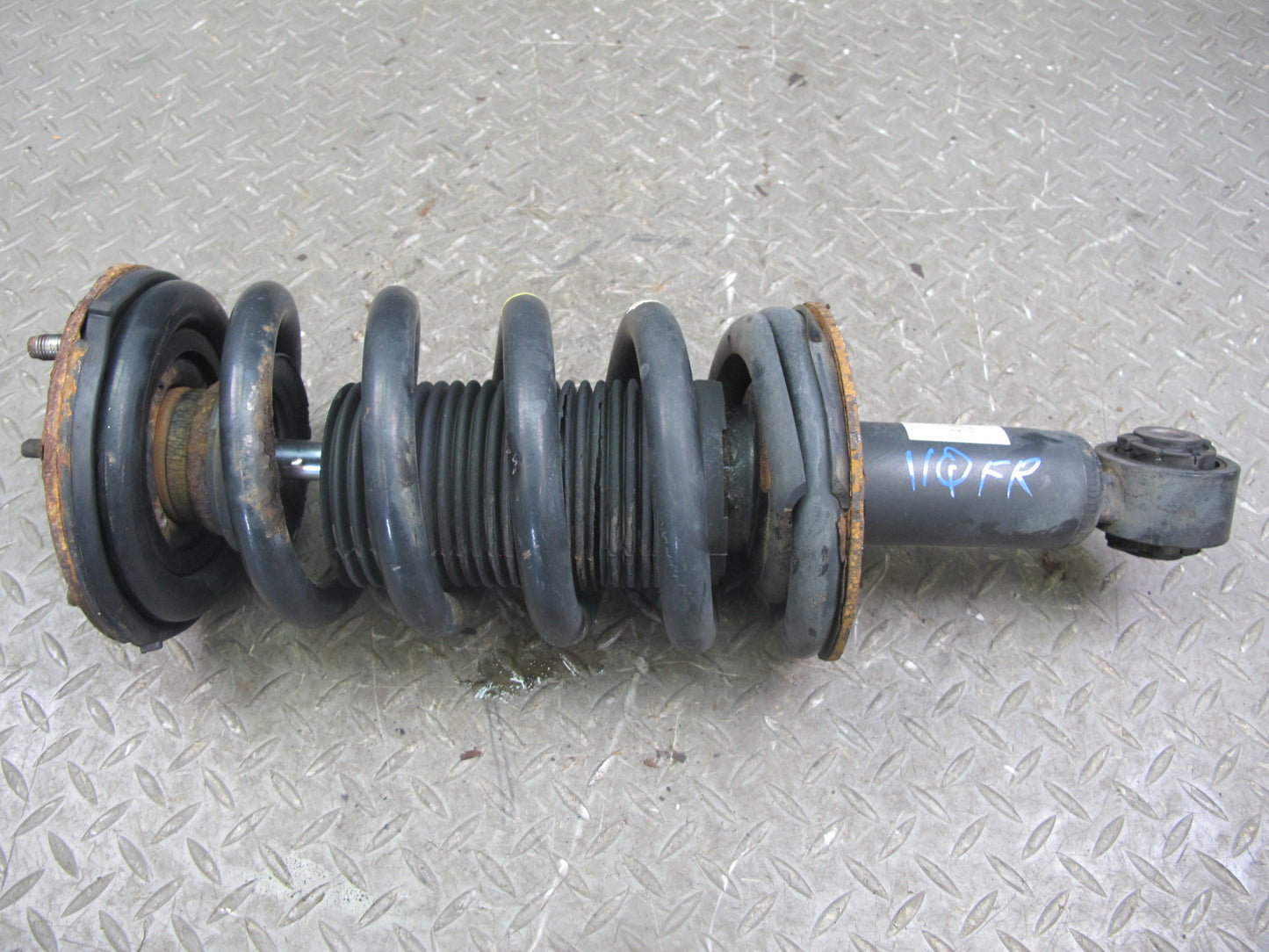2011-2017 Infiniti QX56 QX80 AWD Front Left & Right Strut Shock Absorber Set
