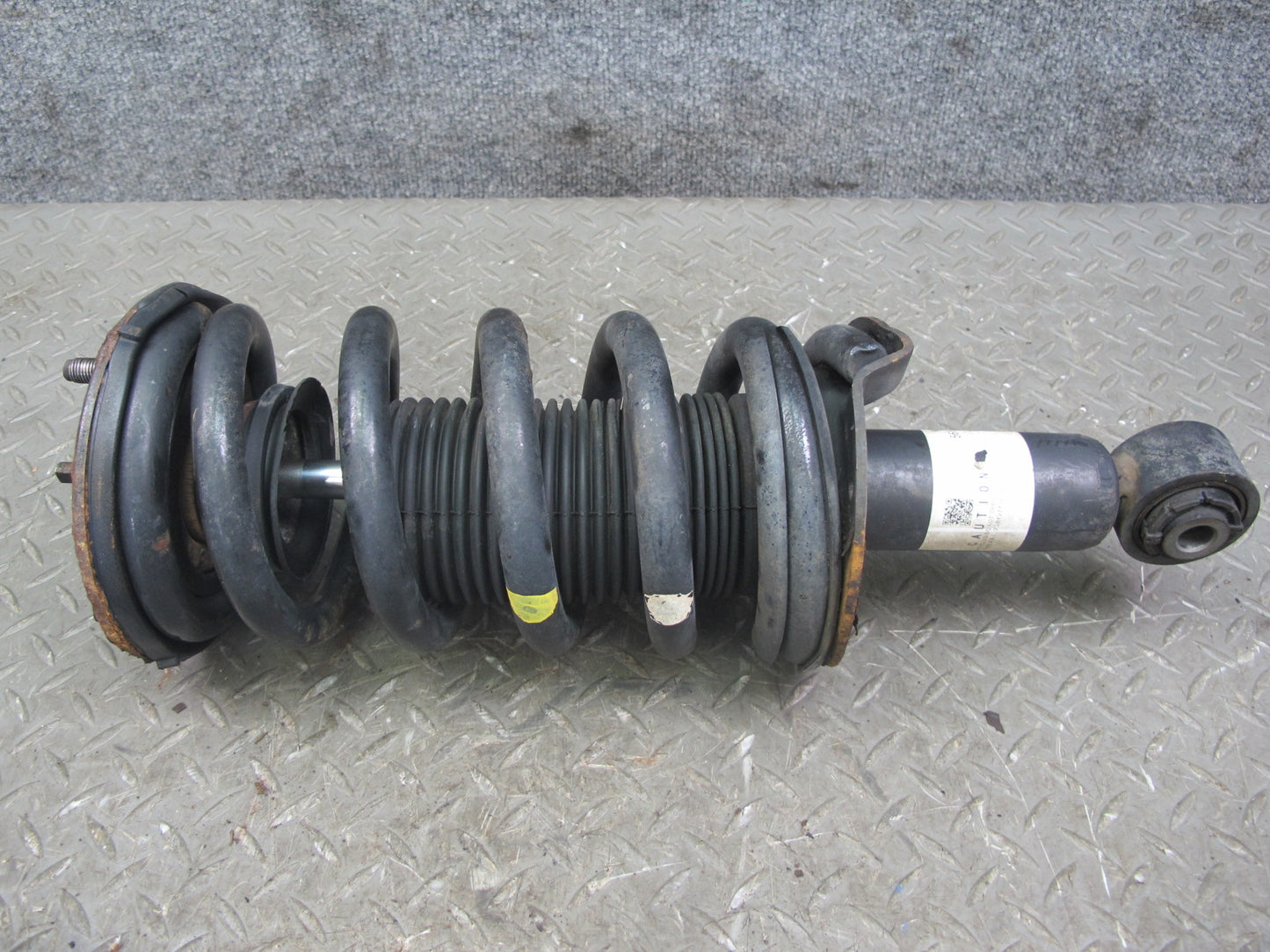 2011-2017 Infiniti QX56 QX80 AWD Front Left & Right Strut Shock Absorber Set