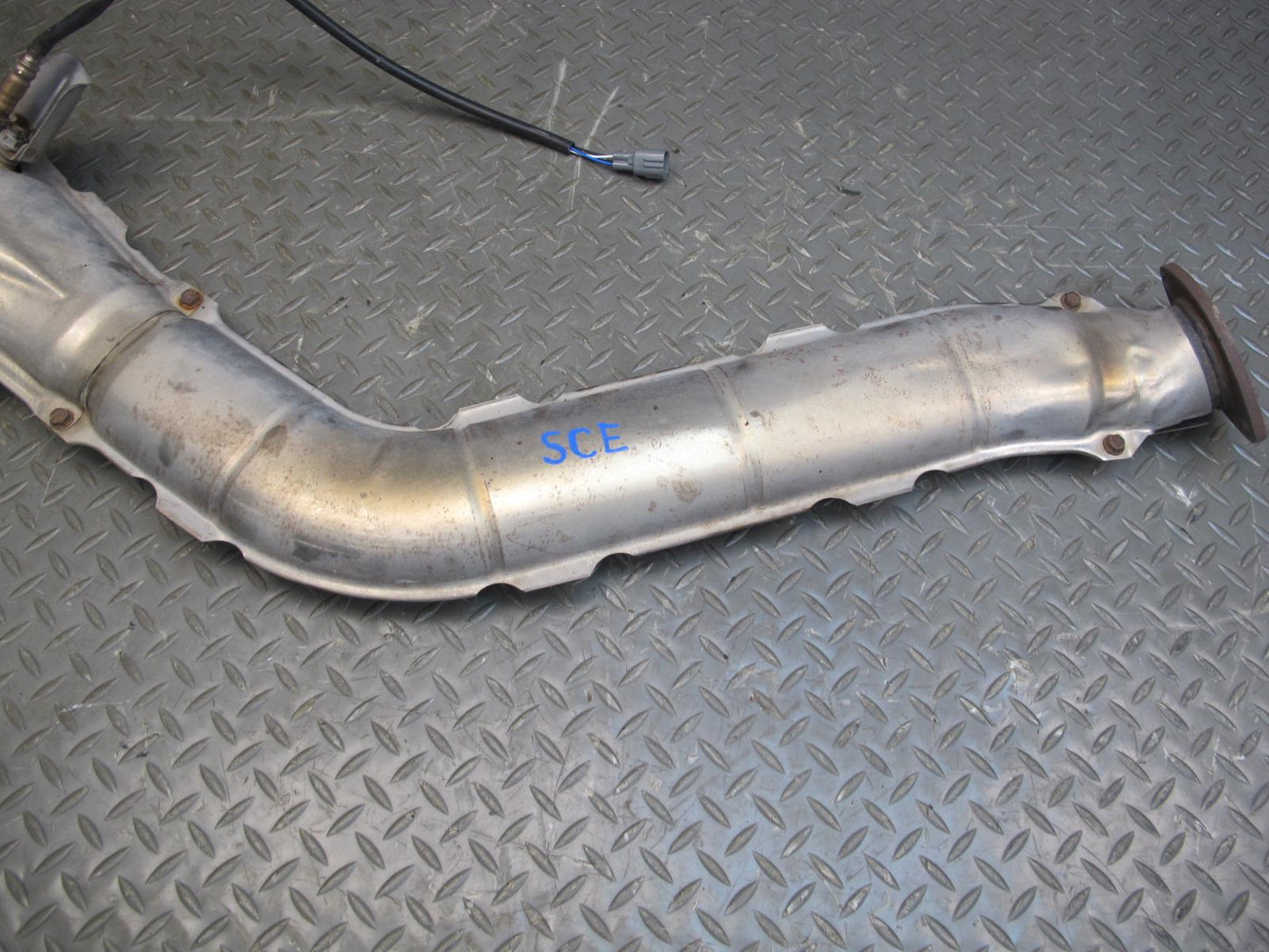 92-96 LEXUS SC300 3.0L 2JZGE MID EXHAUST PIPE CATALYTIC CONVERTER OEM