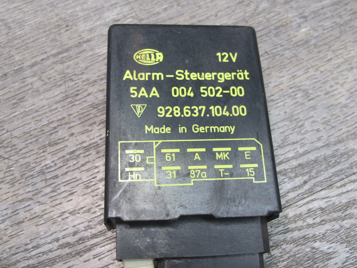 1984-1991 Porsche 928 S Anti Theft Alarm Control Relay Module 92863710400