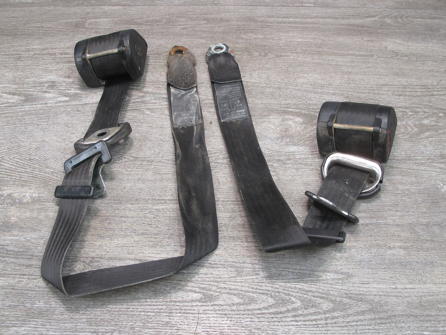 83-86 PORSCHE 928 S FRONT LEFT & RIGHT SIDE SEATBELT RETRACTOR SET OEM