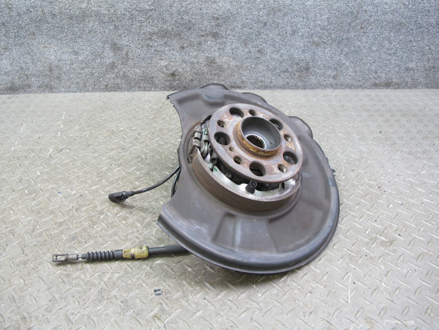 03-08 Mercedes R230 Sl-class Rear Right Spindle Knuckle Wheel Hub Bearing OEM