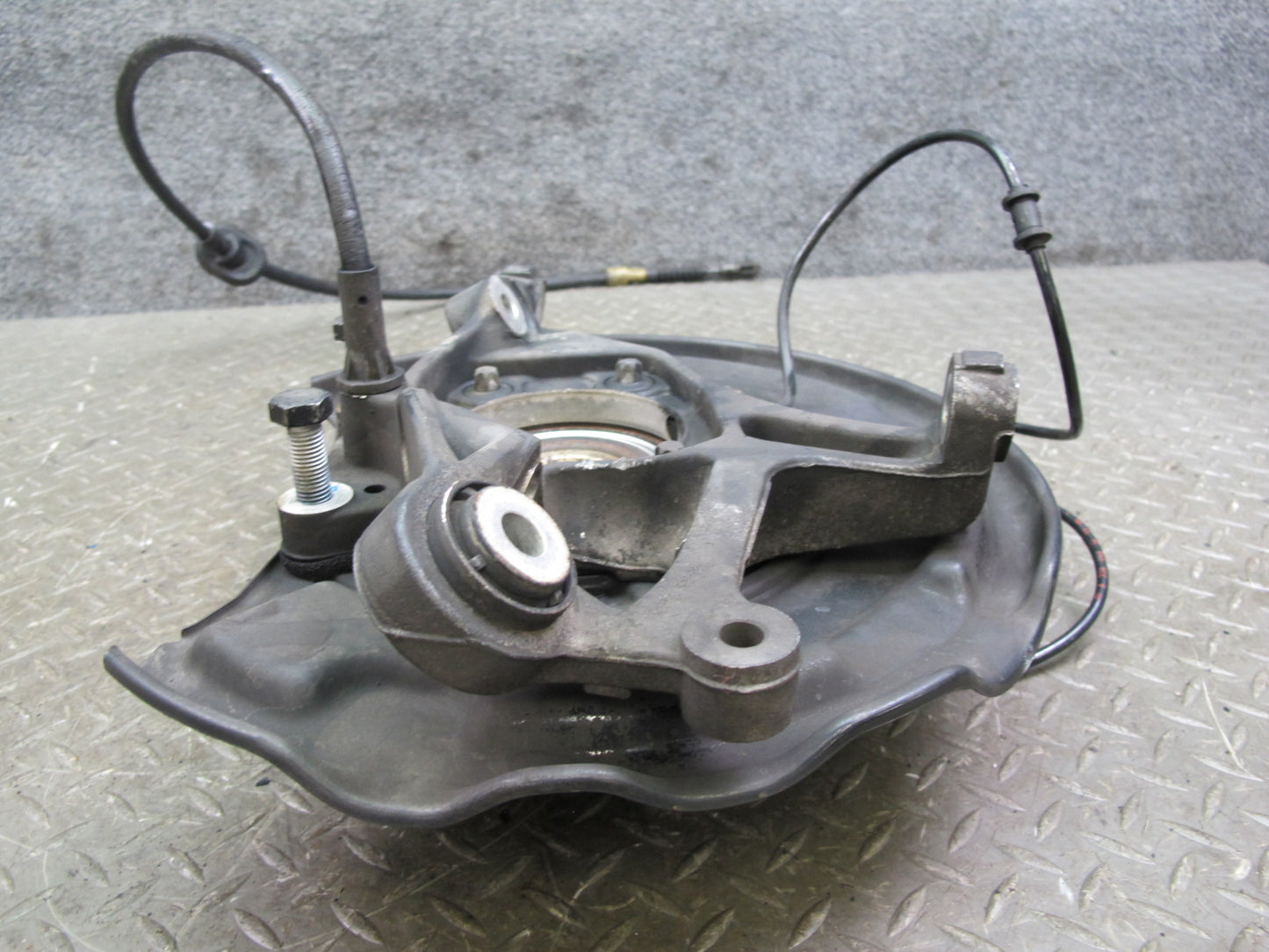03-08 Mercedes R230 Sl-class Rear Right Spindle Knuckle Wheel Hub Bearing OEM
