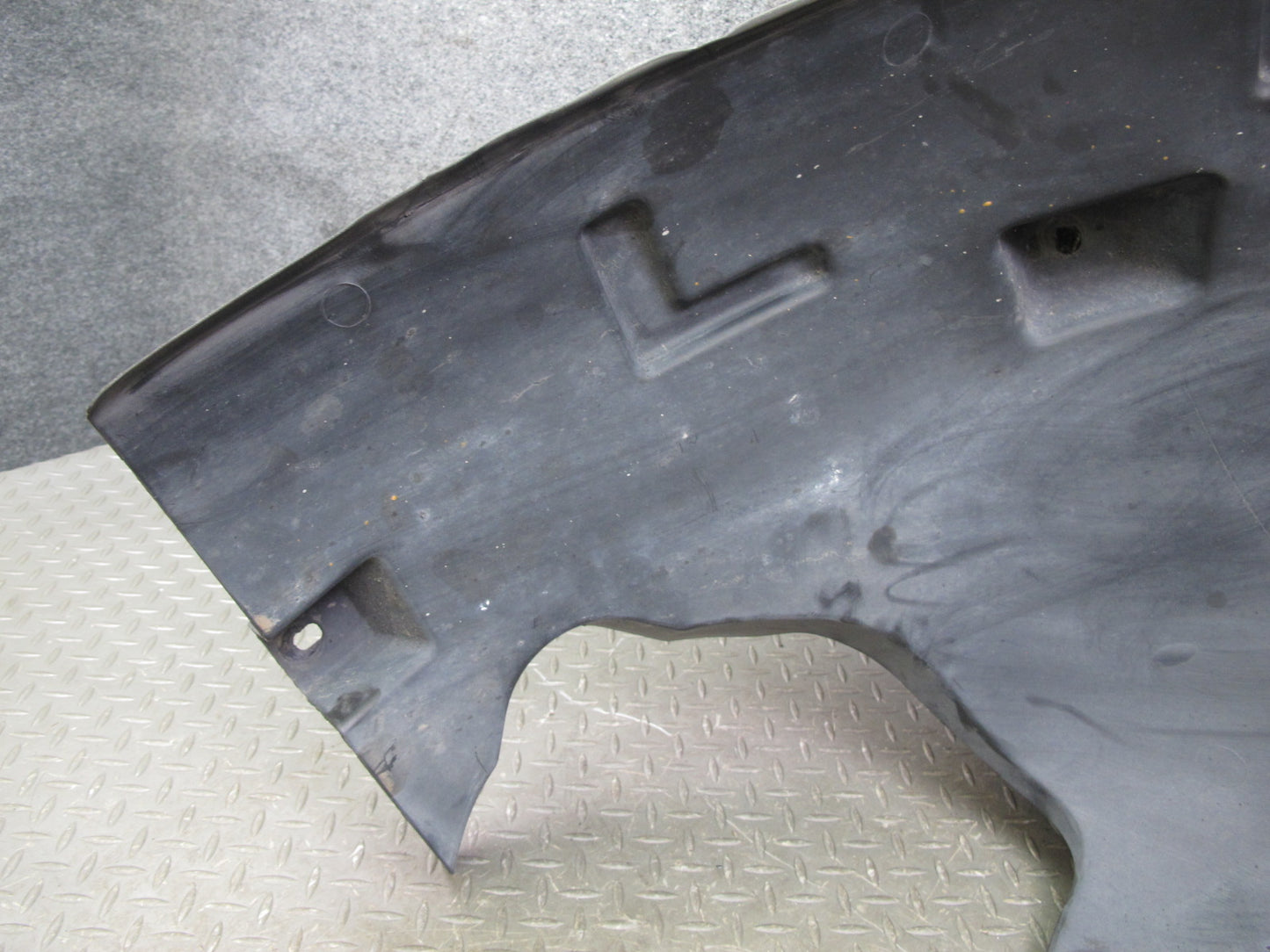 2012-2019 Mercedes W166 ML GLE Front Left Side Wheel Arch Guard Liner Cover Rear