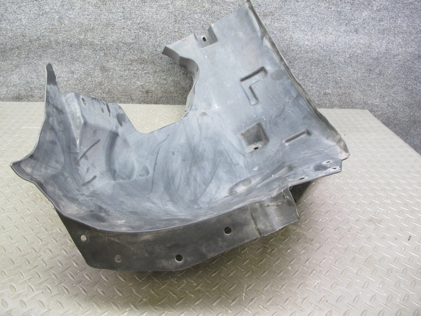 2012-2019 Mercedes W166 ML GLE Front Left Side Wheel Arch Guard Liner Cover Rear
