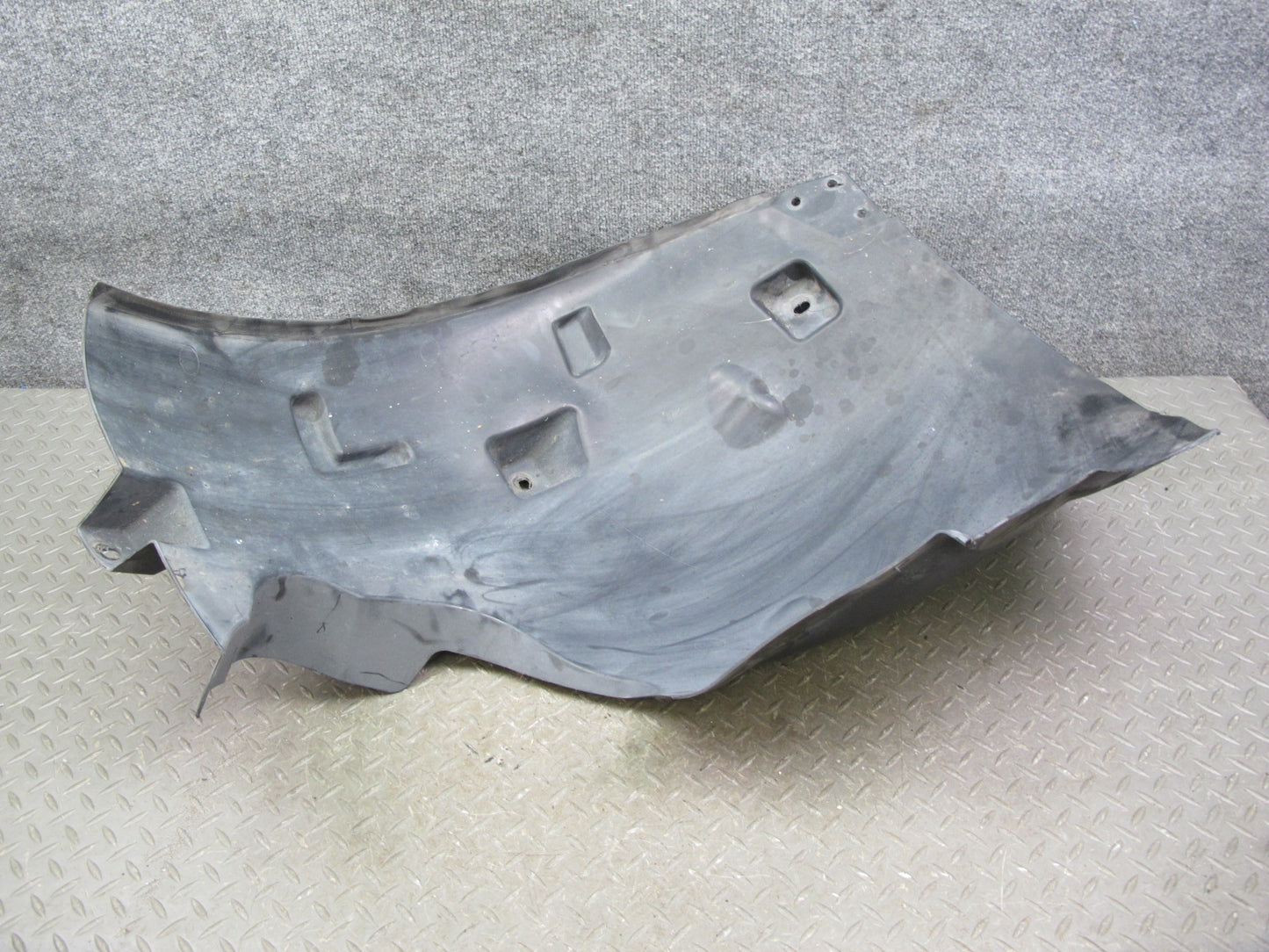 2012-2019 Mercedes W166 ML GLE Front Left Side Wheel Arch Guard Liner Cover Rear