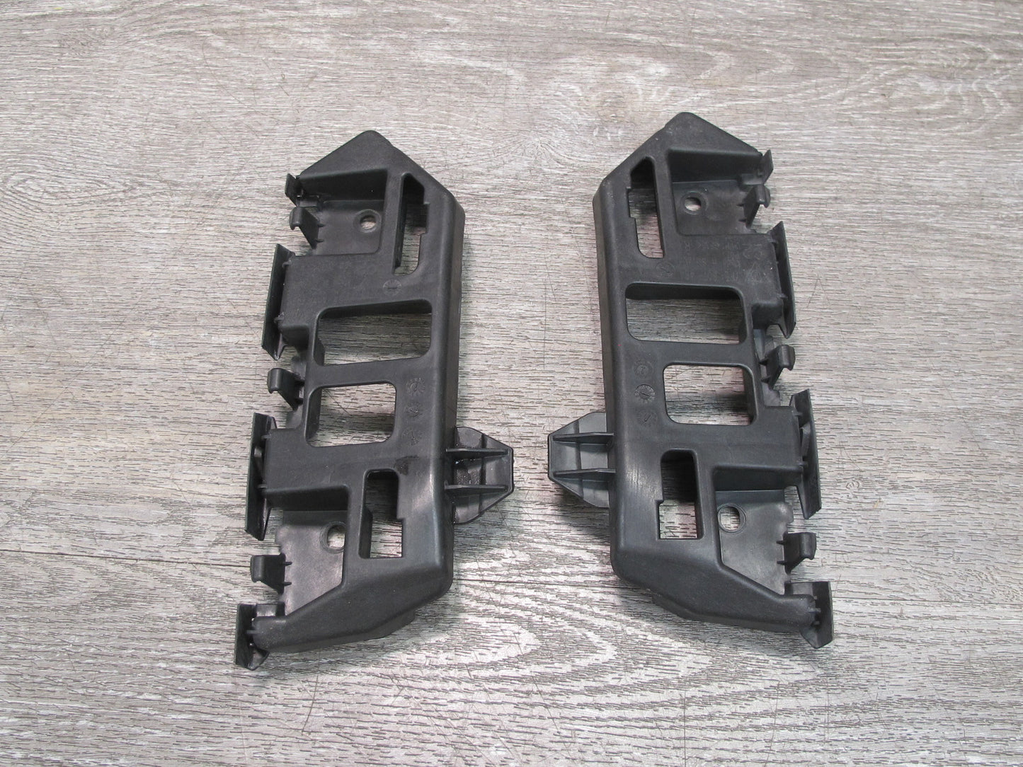 2011-2014 Porsche Cayenne 958 Rear Bumper Mount Bracket Support Set of 5