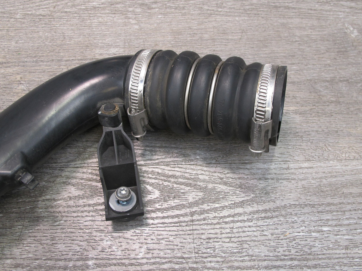 2011-2018 Porsche Cayenne 958 Turbo Intercooler Air Intake Hose Pipe Set of 2