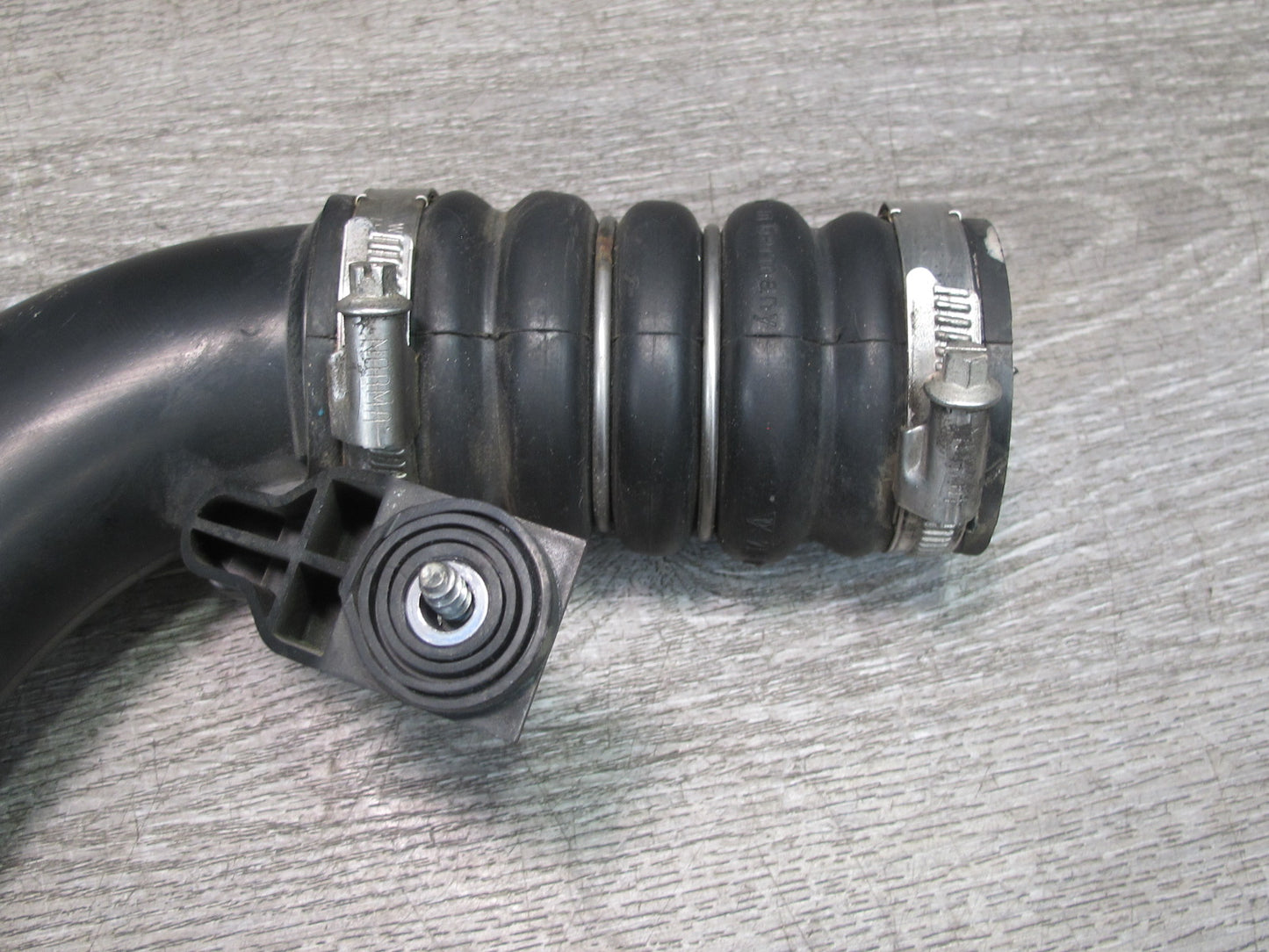 2011-2018 Porsche Cayenne 958 Turbo Intercooler Air Intake Hose Pipe Set of 2
