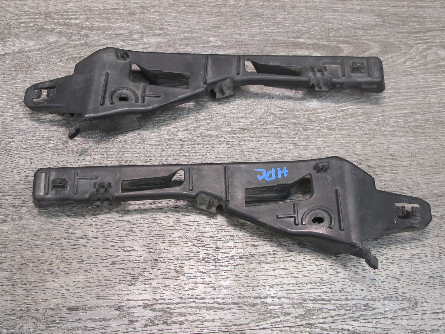 2011-2014 Porsche Cayenne 958 Front Bumper Headlight Mount Bracket Set of 4