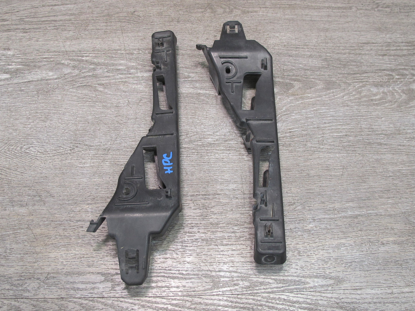 2011-2014 Porsche Cayenne 958 Front Bumper Headlight Mount Bracket Set of 4