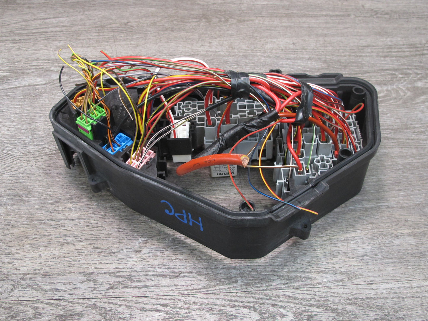 2011-2018 Porsche Cayenne 958 Fuse Relay Box Module 7L0937615G