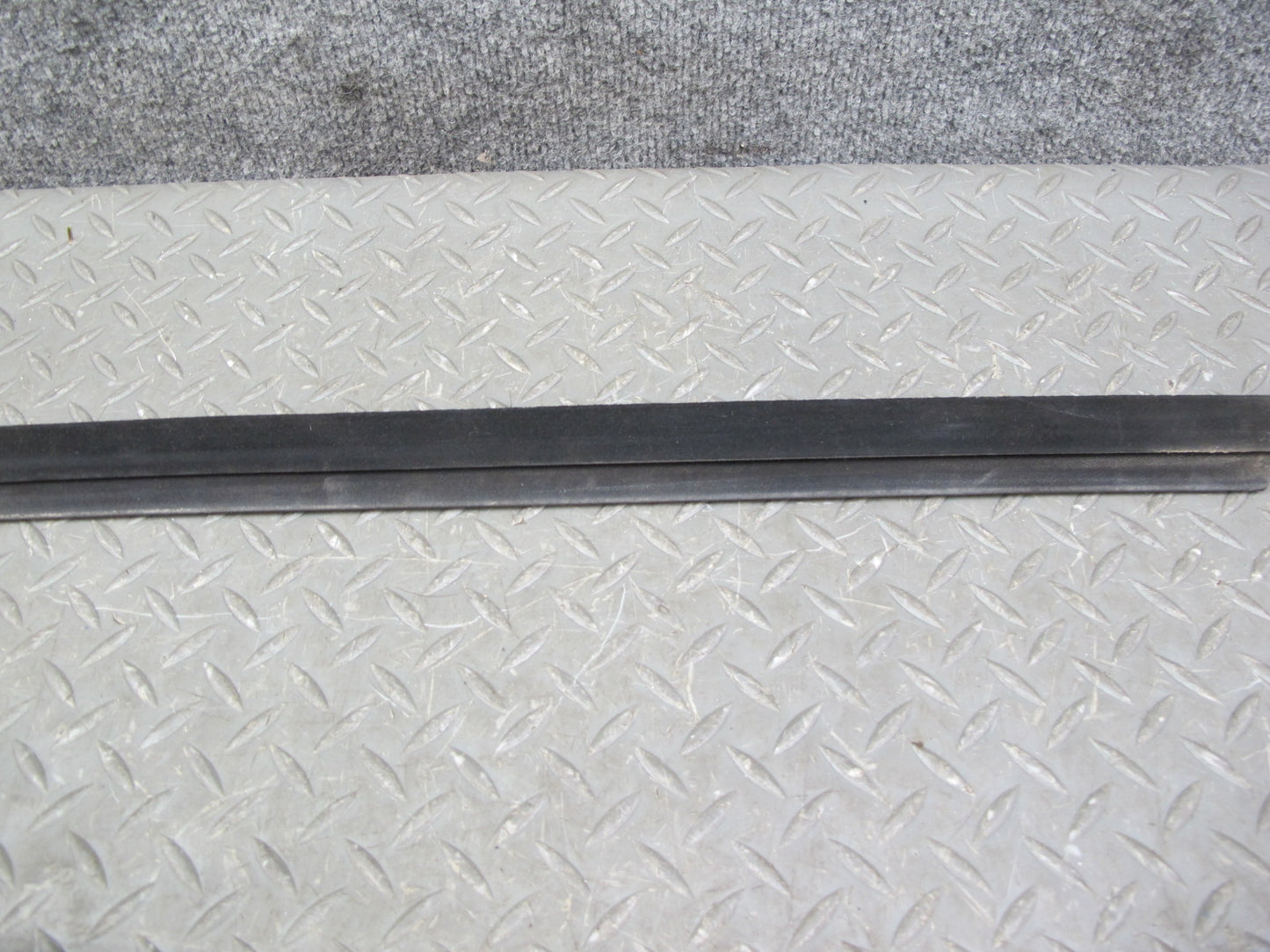 03-10 Bentley Continental GTC GT Door Chrome Trim Molding Gasket Strip Set of 2