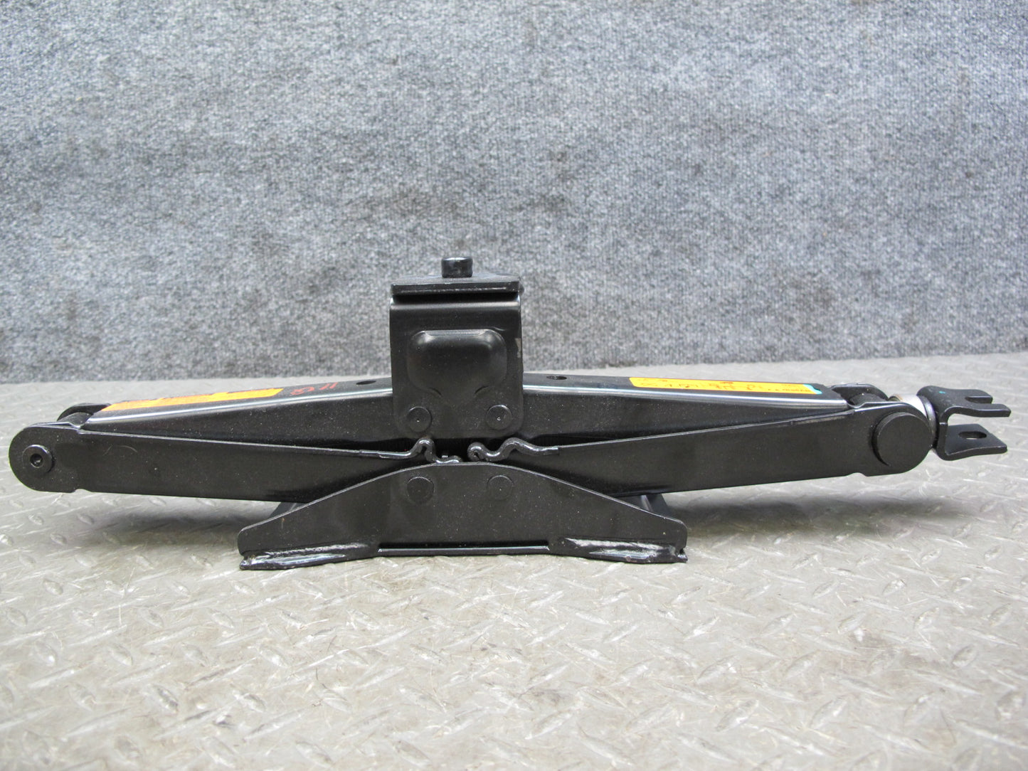 2011-2017 Infiniti QX56 QX80 Spare Tire Lift Jack Tool