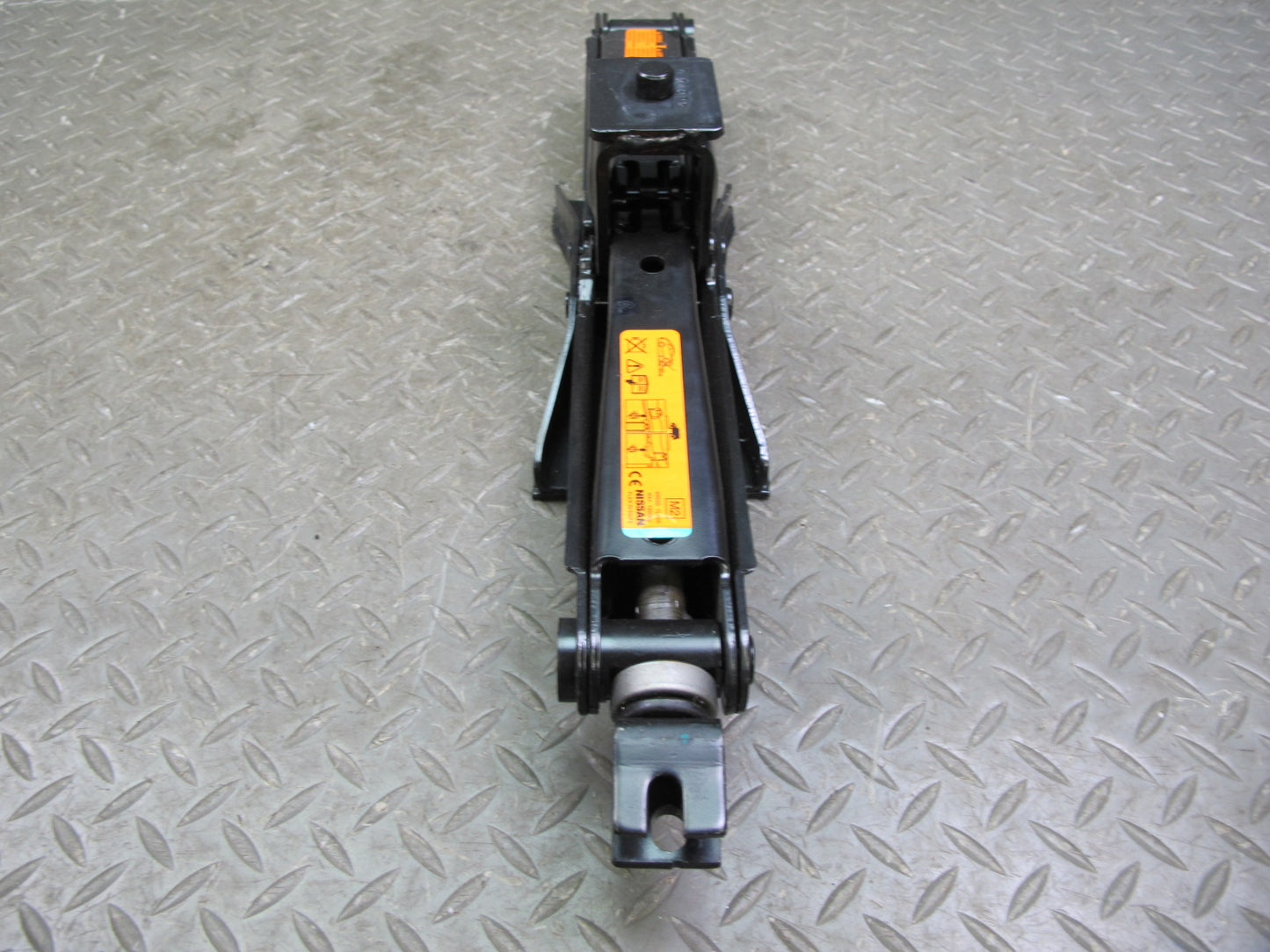 2011-2017 Infiniti QX56 QX80 Spare Tire Lift Jack Tool