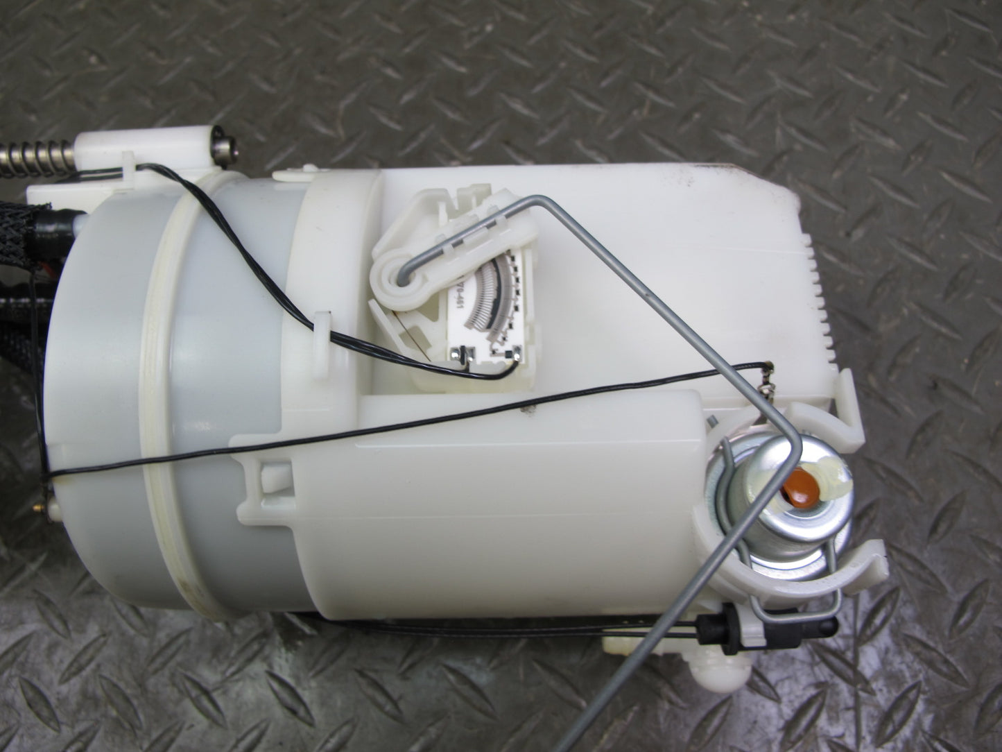 2014-2016 Infiniti QX80 Fuel Pump Level Sensor Assembly