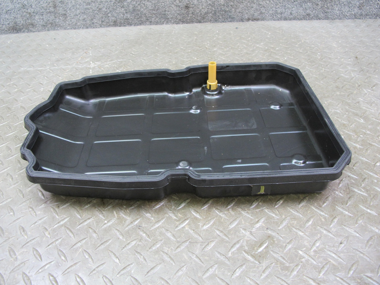 03-08 Mercedes R230 722.9 Automatic Transmission Oil Pan 2202700912 OEM