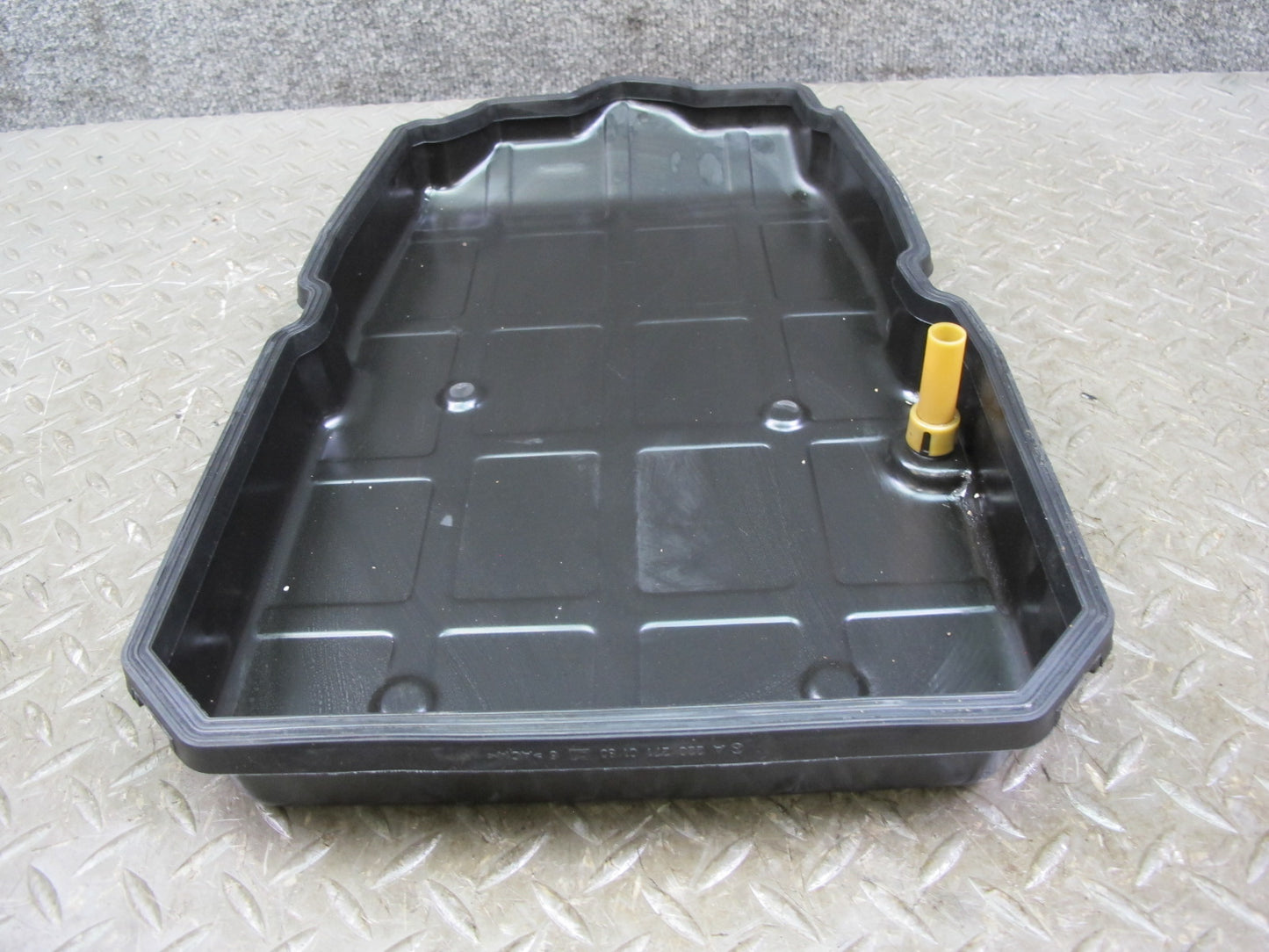 03-08 Mercedes R230 722.9 Automatic Transmission Oil Pan 2202700912 OEM