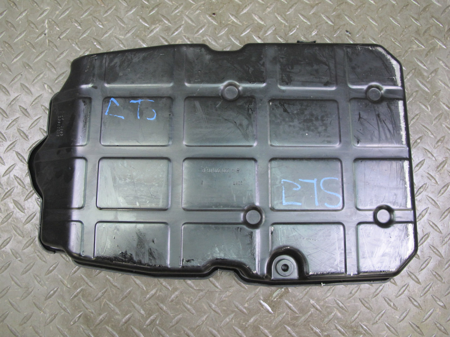 03-08 Mercedes R230 722.9 Automatic Transmission Oil Pan 2202700912 OEM