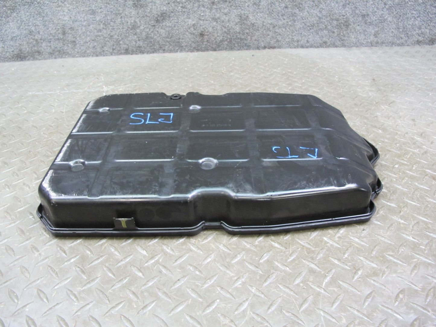 03-08 Mercedes R230 722.9 Automatic Transmission Oil Pan 2202700912 OEM