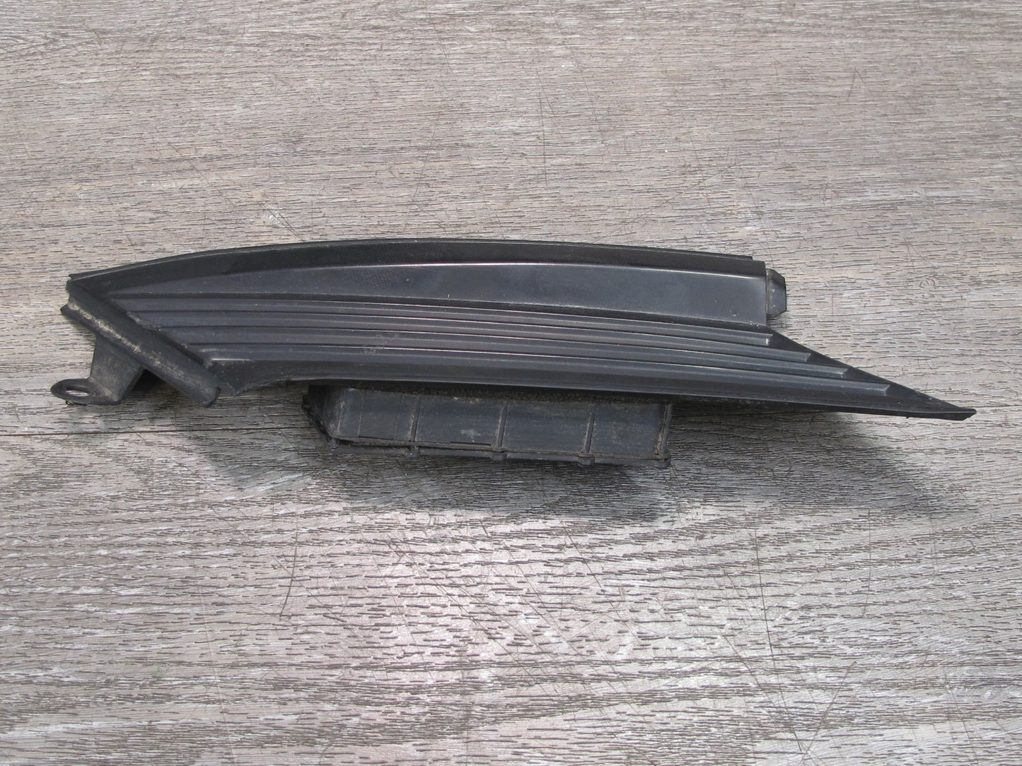 85-89 Toyota MR2 AW15 Rear Left & Right Exterior C-pillar Vent Trim Set OEM