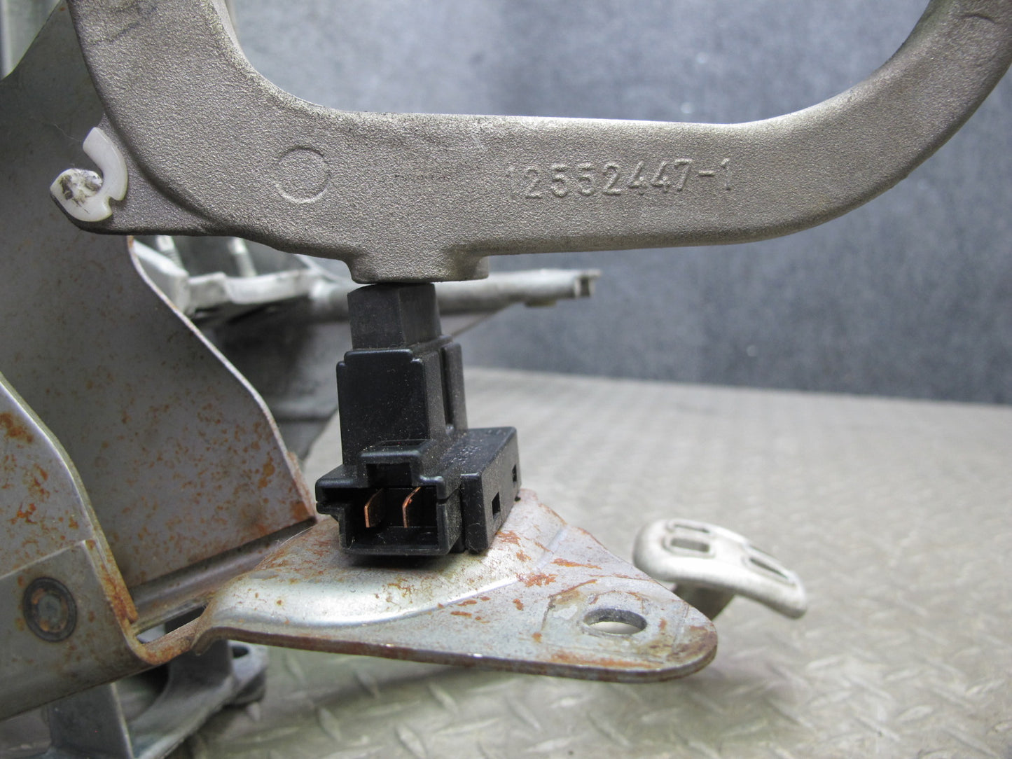 97-04 Chevrolet Corvette C5 Gas Accelerator Clutch Brake Pedal & Bracket Set OEM