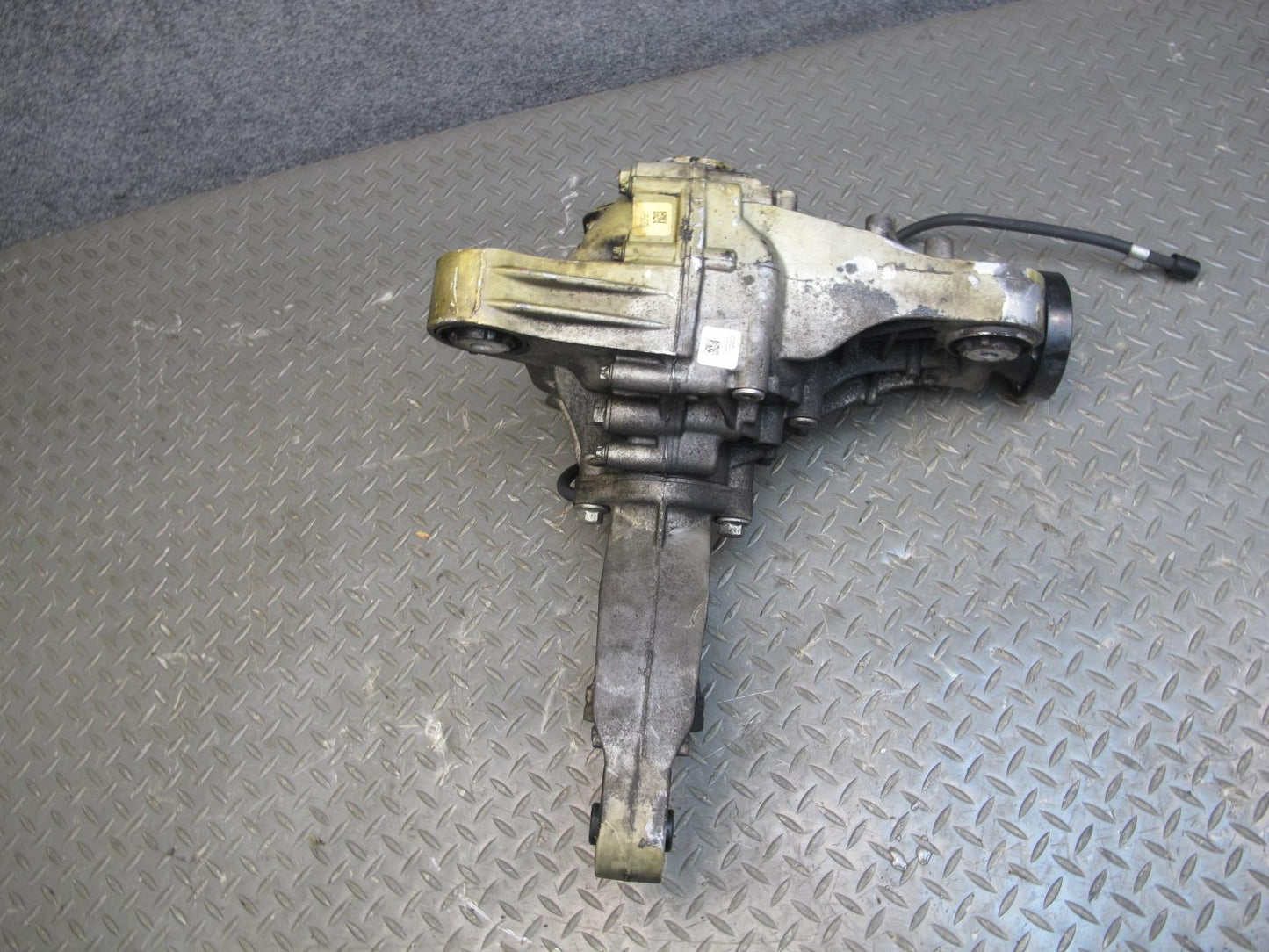 2012-2019 Mercedes W166 ML GLE Front Axle Differential Carrier Ratio 3.27