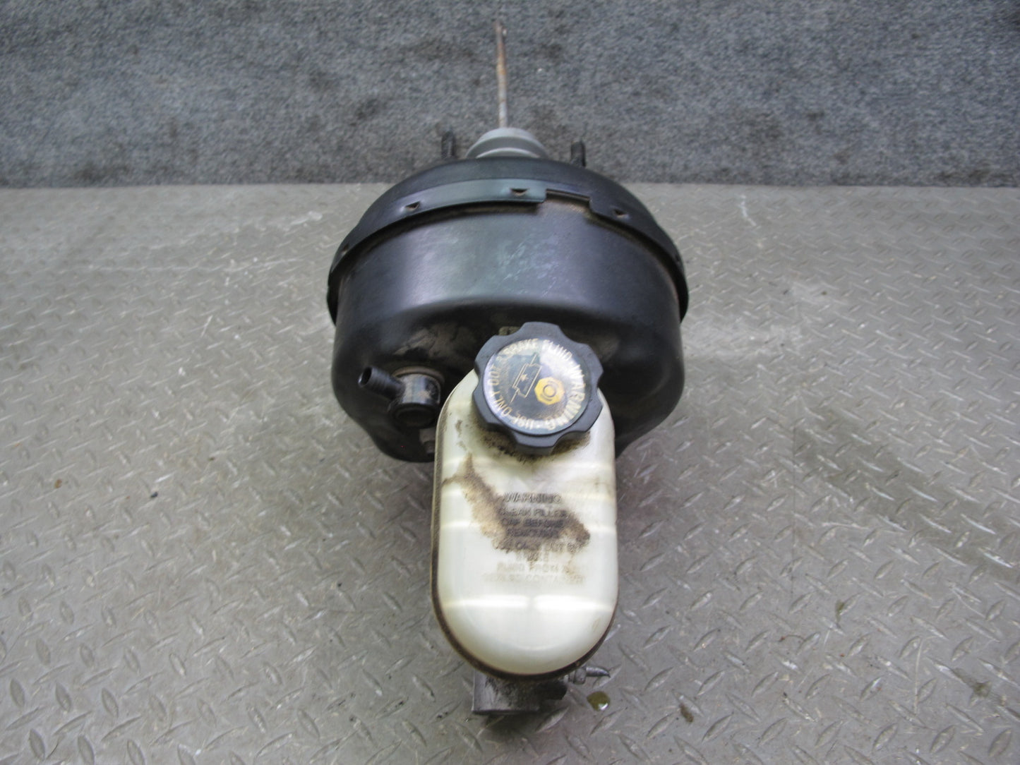 98-04 Chevrolet Corvette C5 Brake Master Cylinder Booster Fluid Reservoir OEM