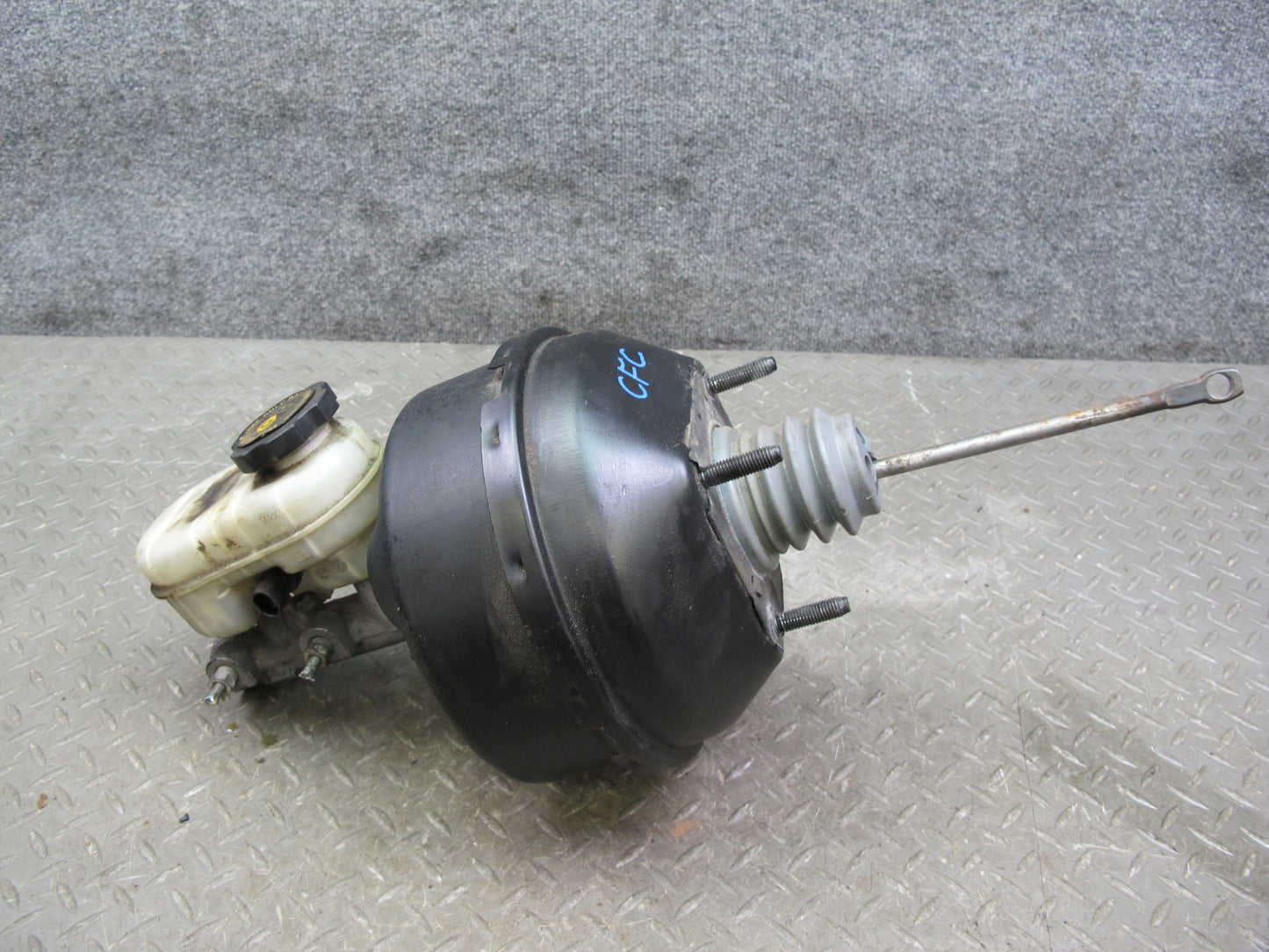 98-04 Chevrolet Corvette C5 Brake Master Cylinder Booster Fluid Reservoir OEM