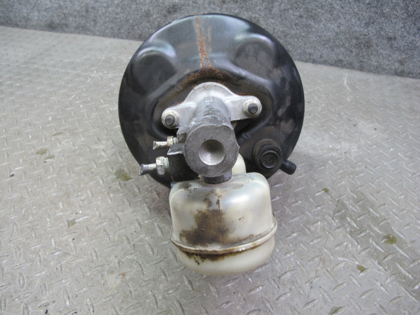 98-04 Chevrolet Corvette C5 Brake Master Cylinder Booster Fluid Reservoir OEM