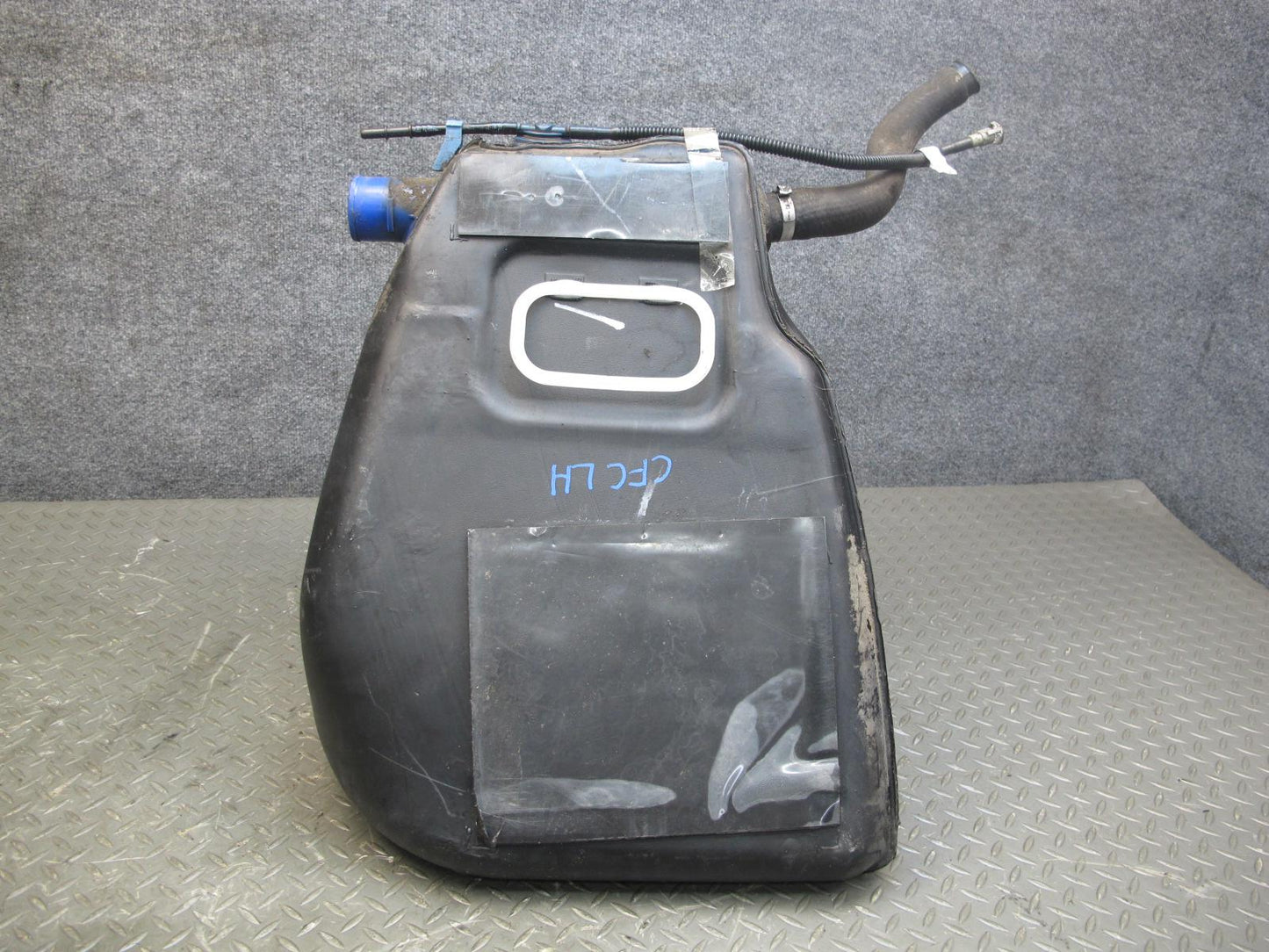 00-02 Chevrolet Corvette C5 Left Fuel Gas Tank Reservoir OEM