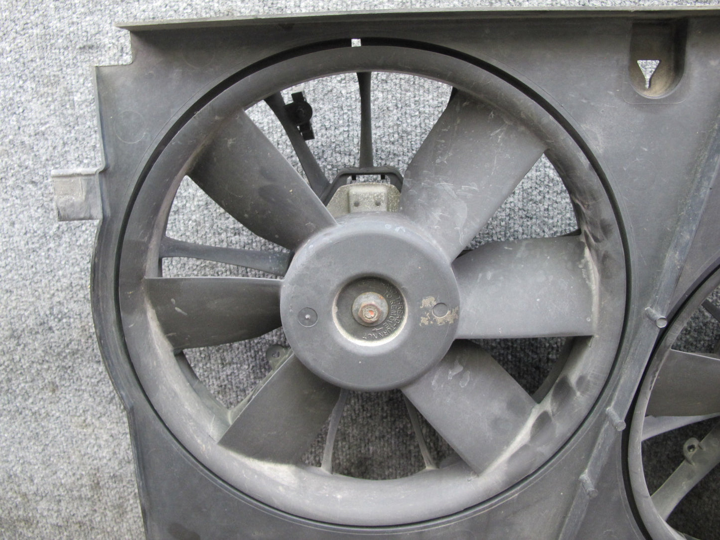 98-04 Chevrolet Corvette C5 Engine Cooling Radiator Fan Motor & Shroud OEM