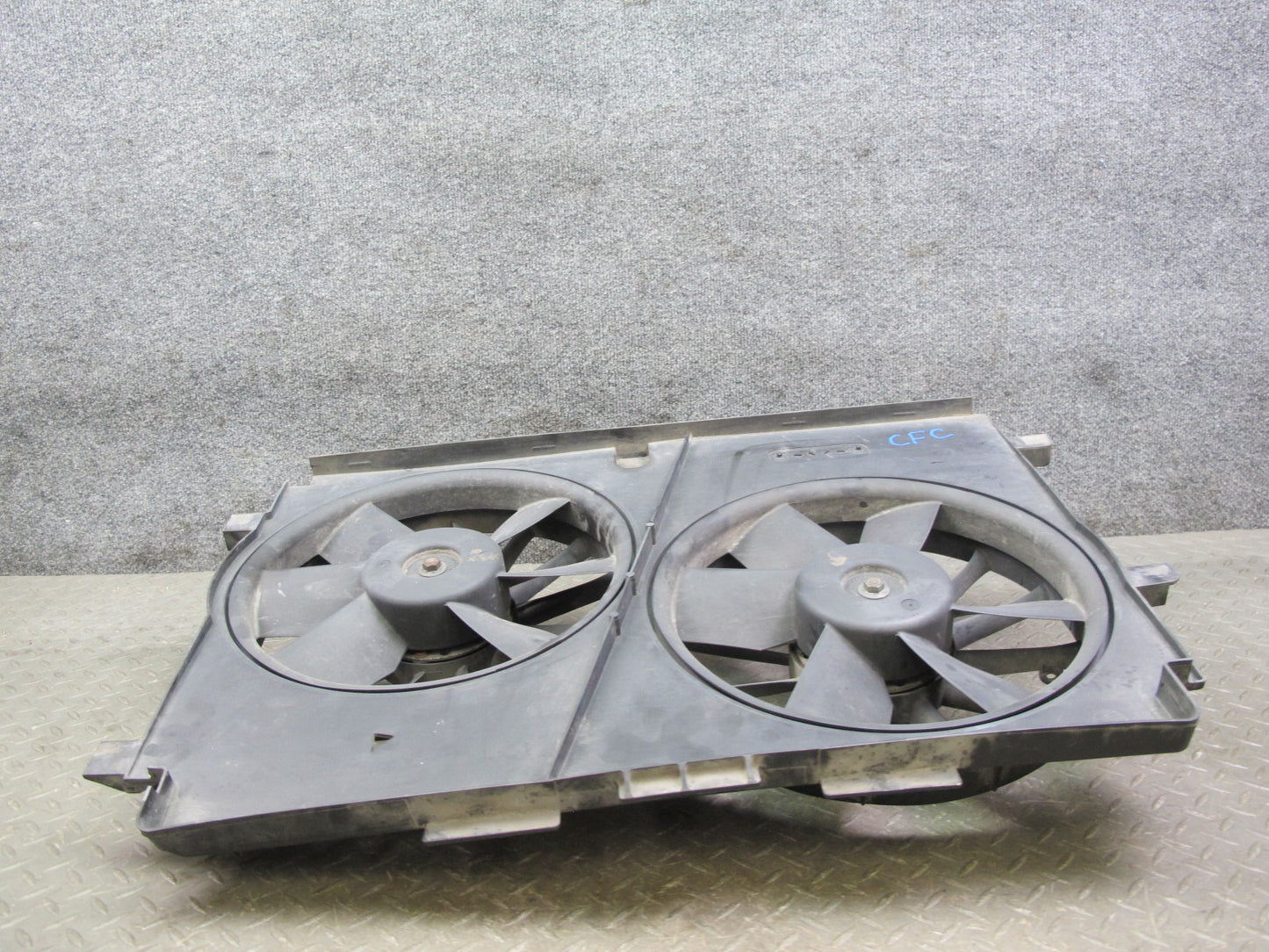 98-04 Chevrolet Corvette C5 Engine Cooling Radiator Fan Motor & Shroud OEM