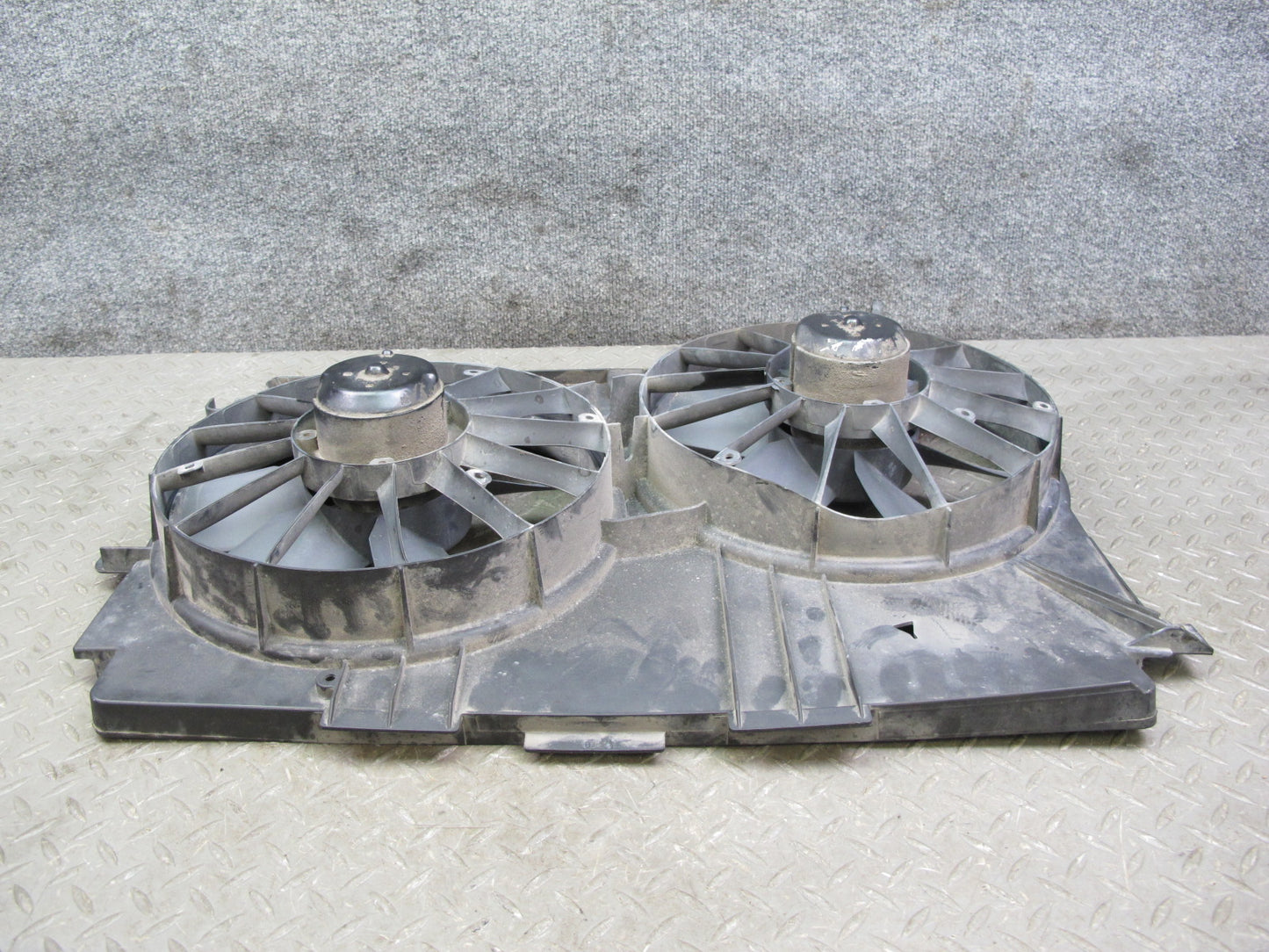 98-04 Chevrolet Corvette C5 Engine Cooling Radiator Fan Motor & Shroud OEM