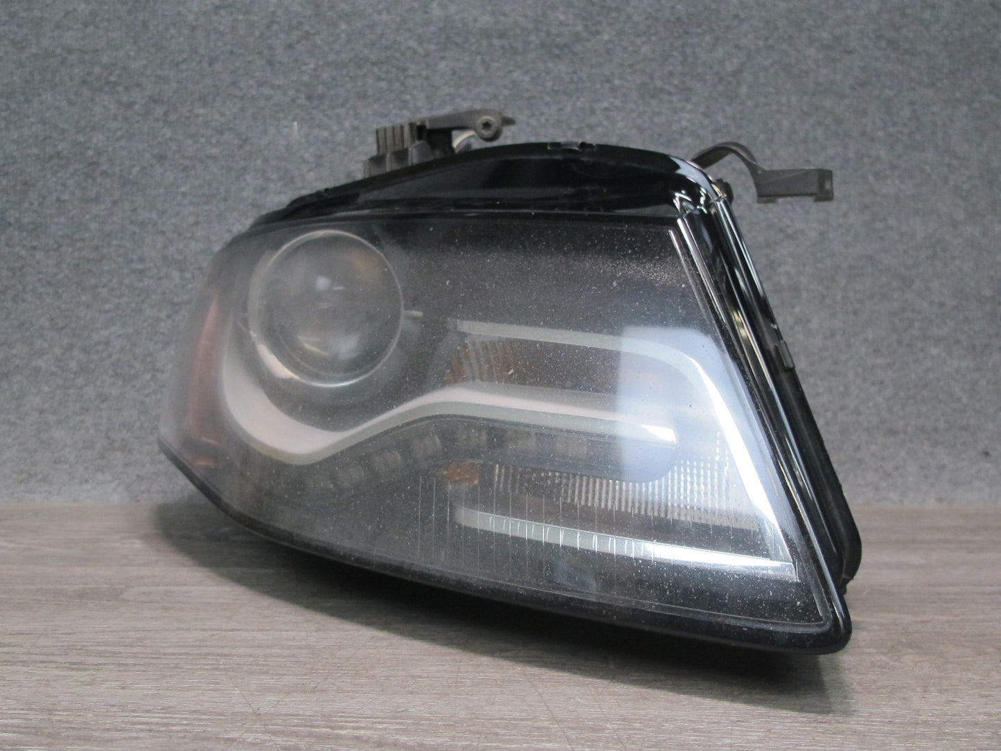 09-12 Audi A4 S4 B8 Front Right Xenon HID Headlight Lamp w AFS OEM