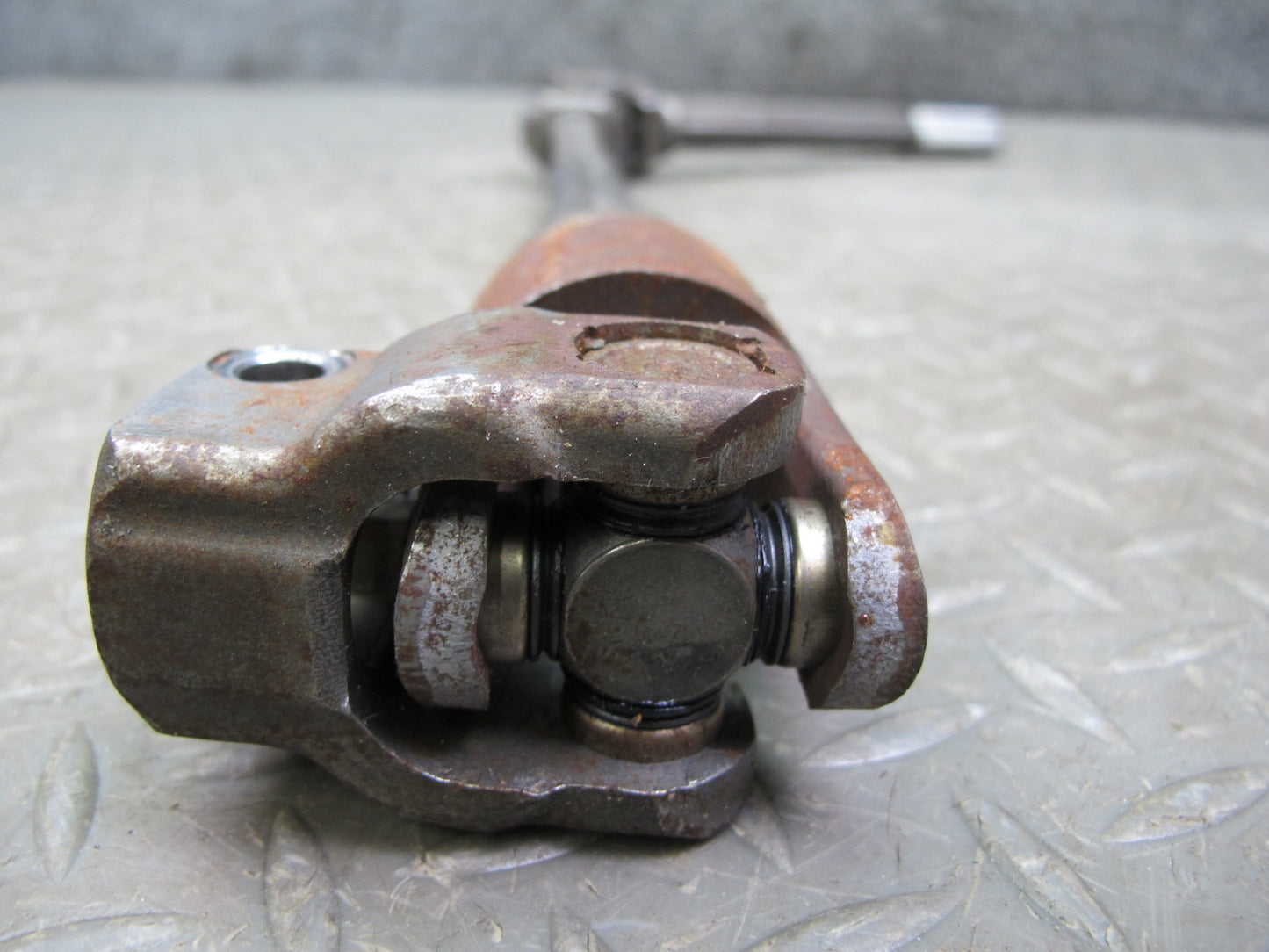 03-10 Bentley Continental GTC GT Steering Column Lower U Joint Shaft