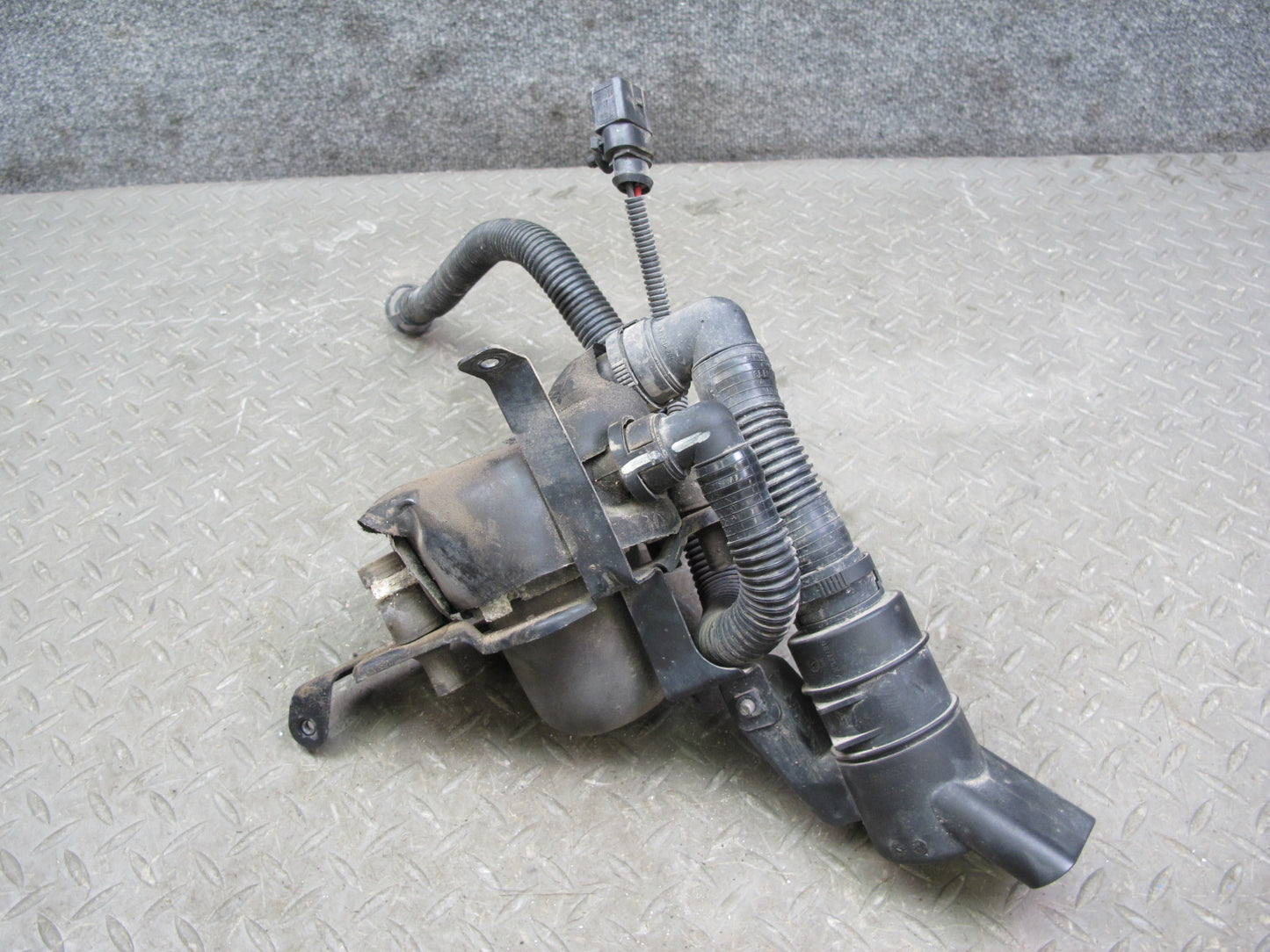 03-12 Bentley Continental GTC GT Secondary Air Injection Pump
