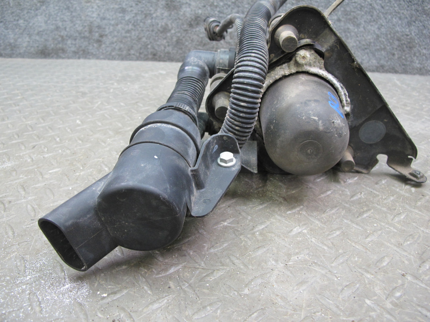 03-12 Bentley Continental GTC GT Secondary Air Injection Pump