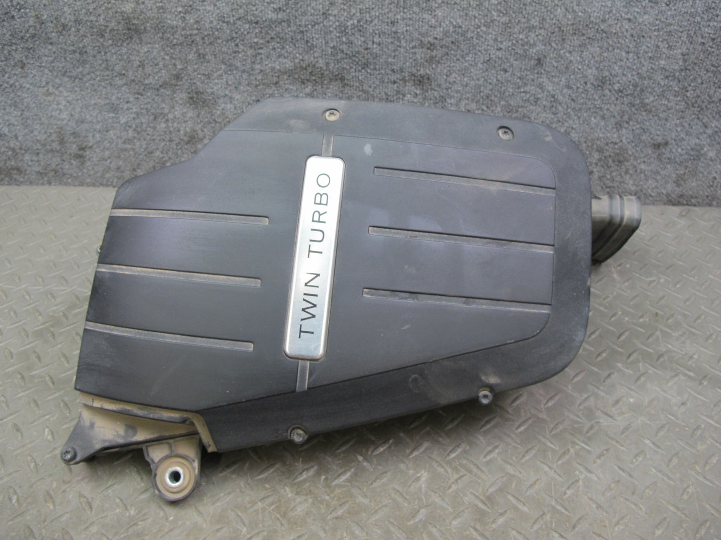 03-12 Bentley Continental 6.0L Left Air Cleaner Filter Intake Box w Sensor