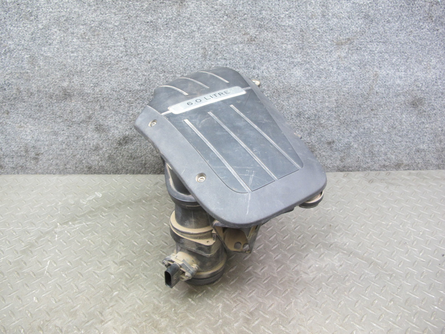 03-12 Bentley Continental 6.0L Right Air Cleaner Filter Intake Box w Sensor