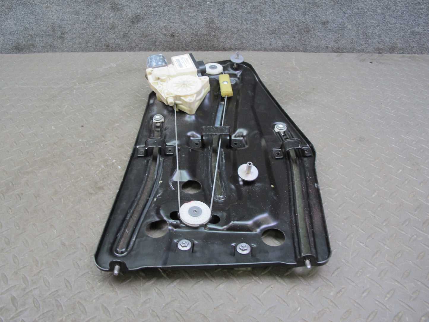 07-10 Bentley Continental GTC Rear Left Quarter Window Regulator w Motor