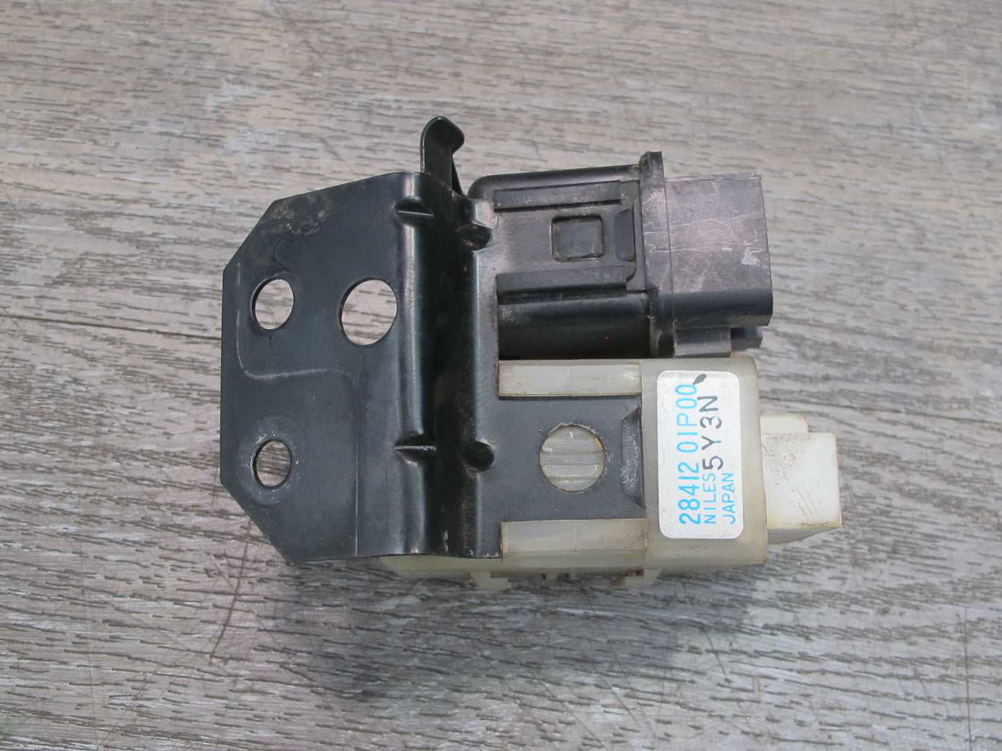 84-89 Nissan Z31 300ZX 2+0 Timer Control Relay 28412-01P00 OEM