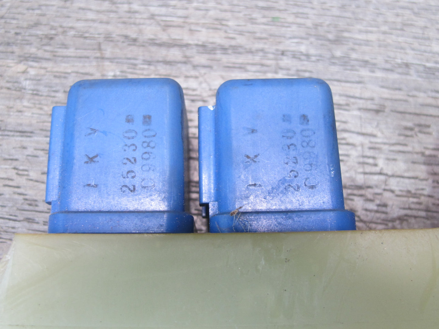 84-86 Nissan Z31 300ZX 2+0 Turbo Interior Relay Holder w Relay Set OEM