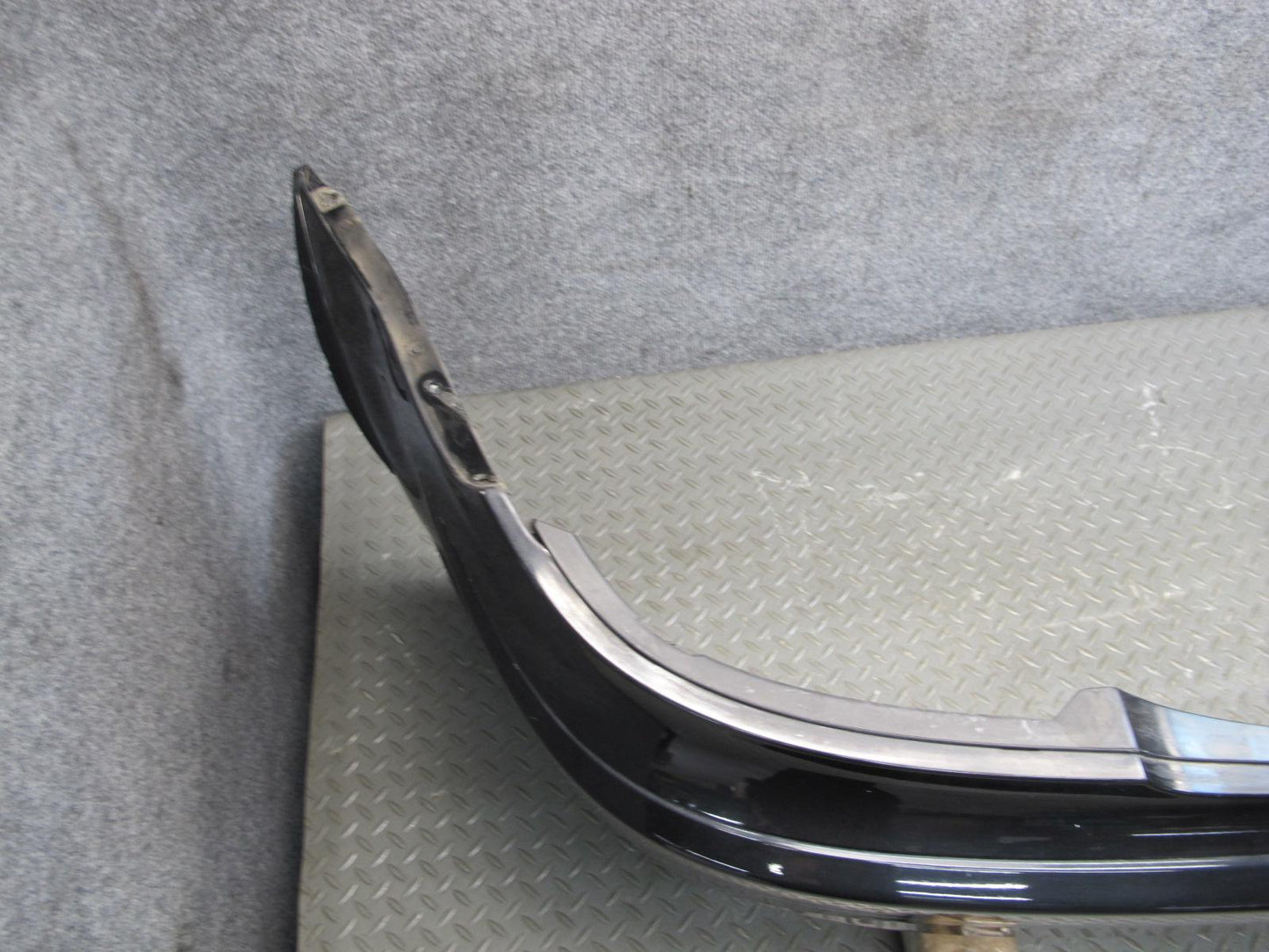 05-10 Mercedes R171 SLK55 AMG Rear Bumper Cover Black w Foam Absorber Assy OEM