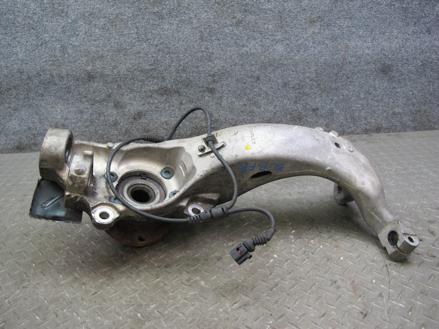 03-10 Bentley Continental AWD Front Right Spindle Knuckle Wheel Hub Bearing 37k!