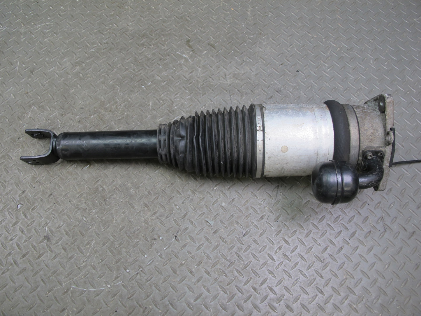 07-10 Bentley Continental GTC AWD Rear Left Air Strut Shock Spring