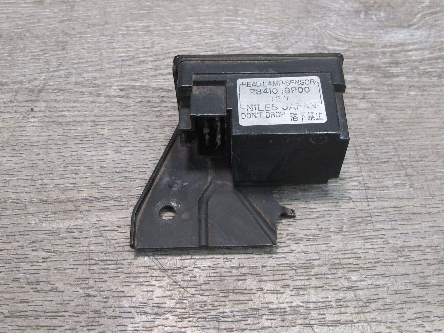 84-86 Nissan Z31 300ZX 2+0 Headlight Lamp Sensor Module 28410-19P00 OEM