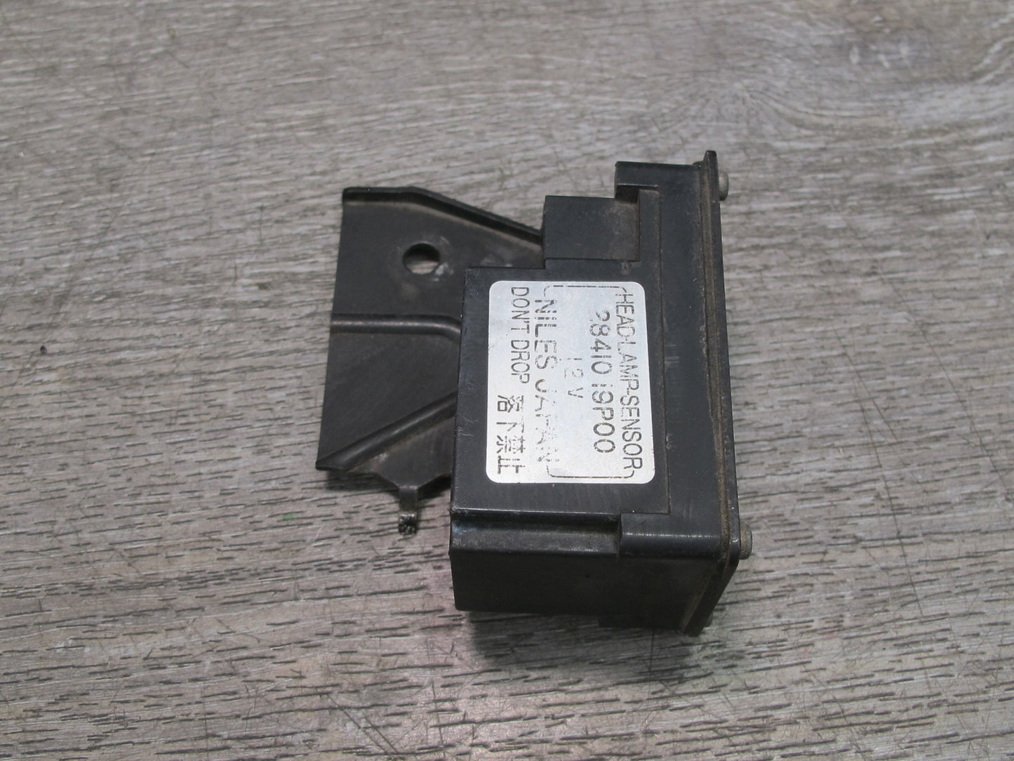 84-86 Nissan Z31 300ZX 2+0 Headlight Lamp Sensor Module 28410-19P00 OEM