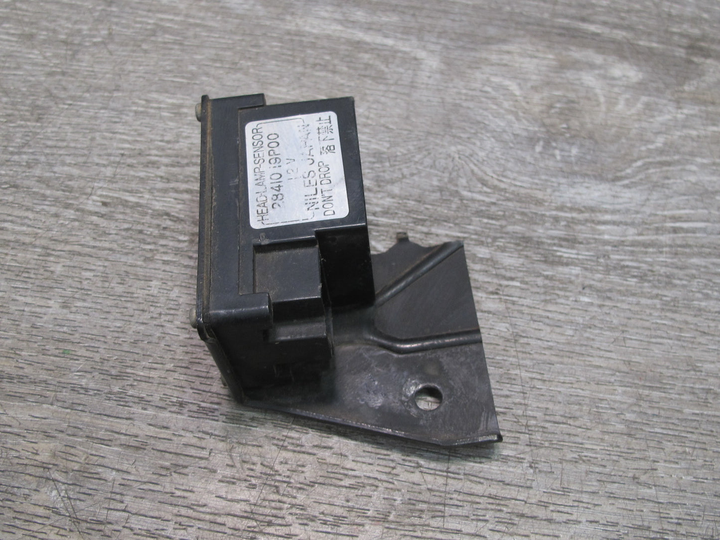 84-86 Nissan Z31 300ZX 2+0 Headlight Lamp Sensor Module 28410-19P00 OEM
