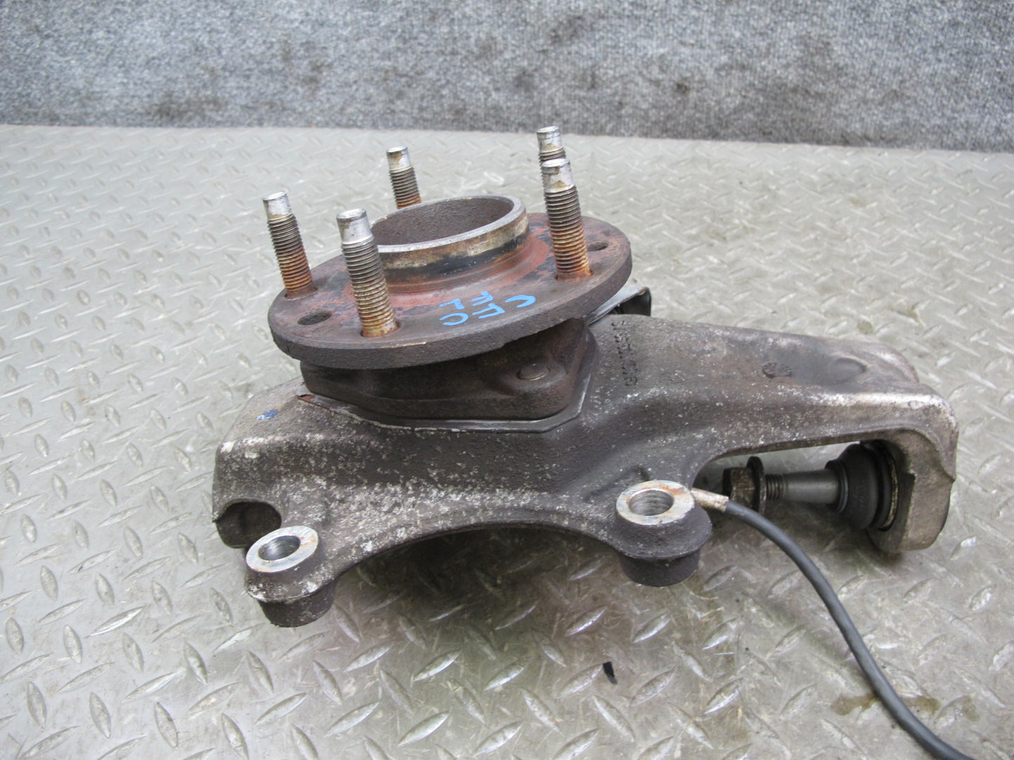 97-04 Chevrolet Corvette C5 Front Left Spindle Knuckle Wheel Hub Bearing OEM